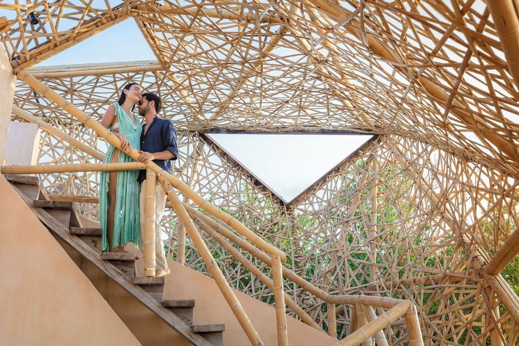 bamboo master suite | terrace/patio