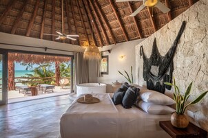 特级别墅 | 客房内保险箱、办公桌、免费 WiFi、床单