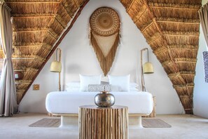 Master Suite Palapa | In-room safe, desk, free WiFi, bed sheets - Hotel Villas Flamingos (Isla Holbox)