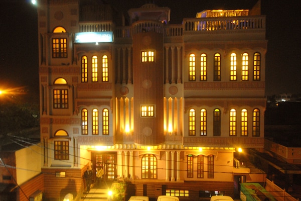 Front of property – evening/night