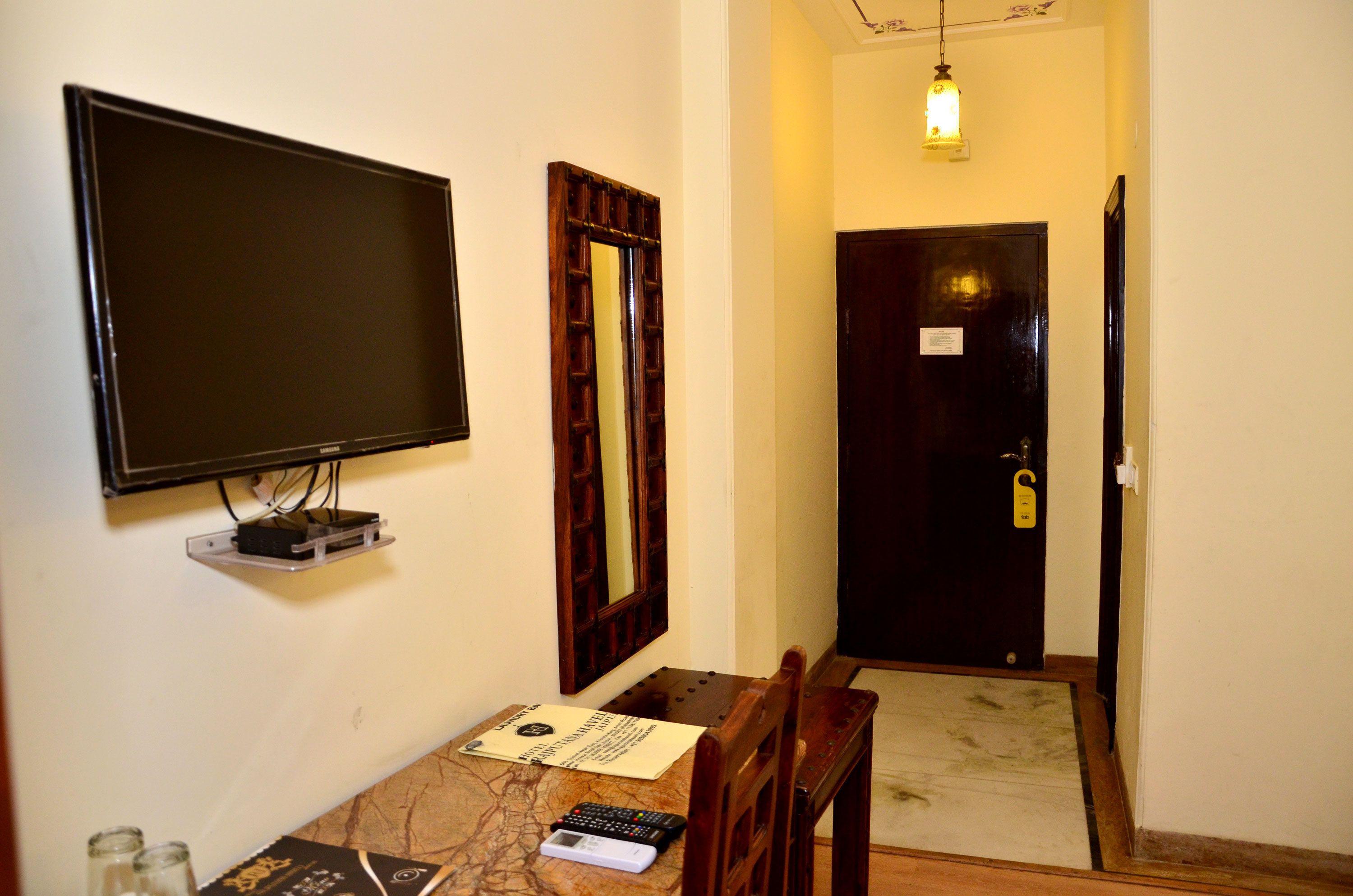 deluxe room | room amenity