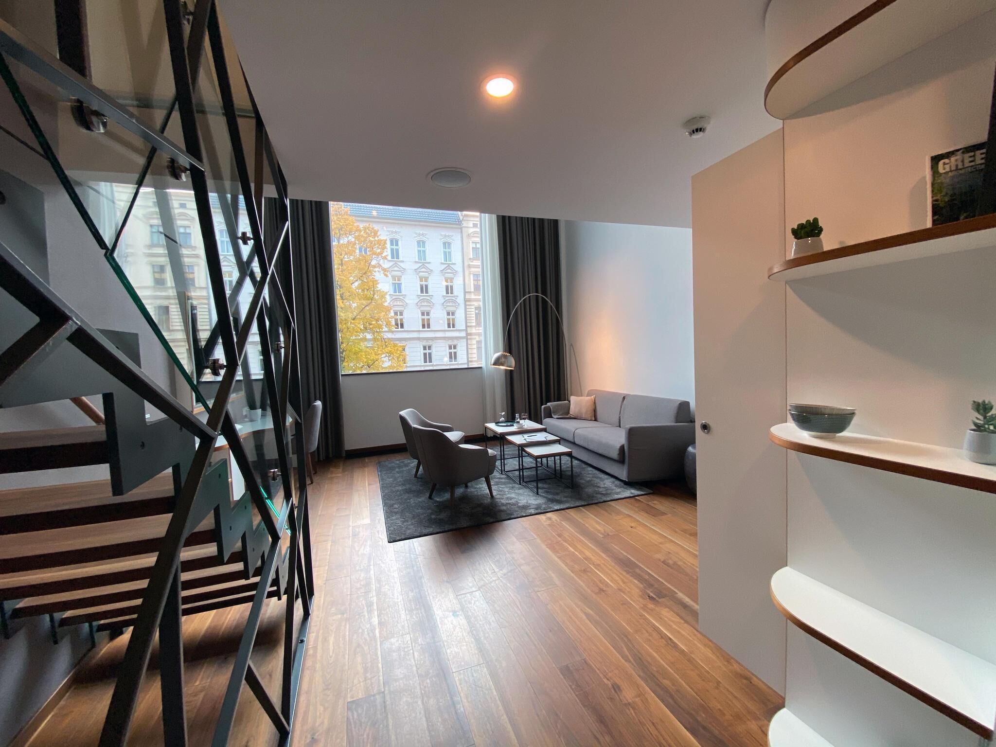 Suite Supérieure, 1 grand lit et 1 canapé-lit | Literie hypoallergénique, coffres-forts dans les chambres