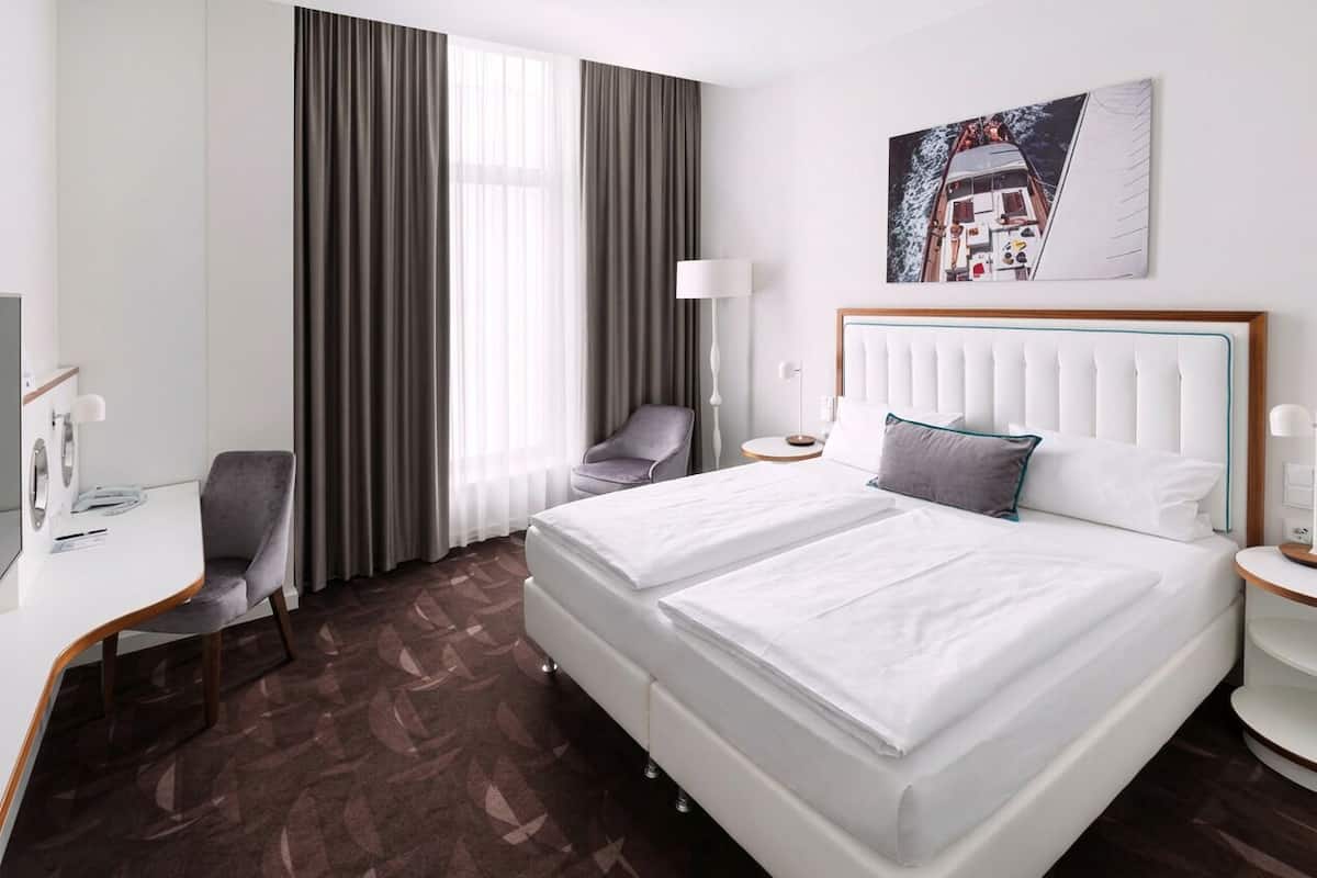 Doppia Standard | Biancheria da letto ipoallergenica, una cassaforte in camera