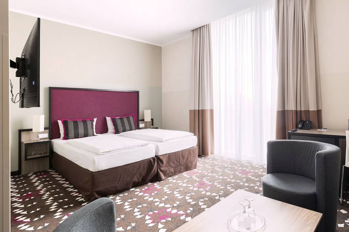 Allergikerbettwaren, Zimmersafe, individuell dekoriert