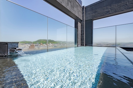 Public bath. Candeo Hotels Fukuyama