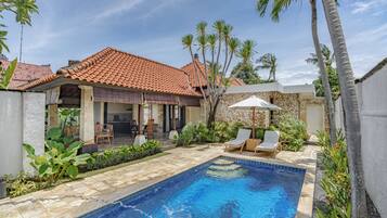One Bedroom Honeymoon Private Pool Villa | Kameruitzicht