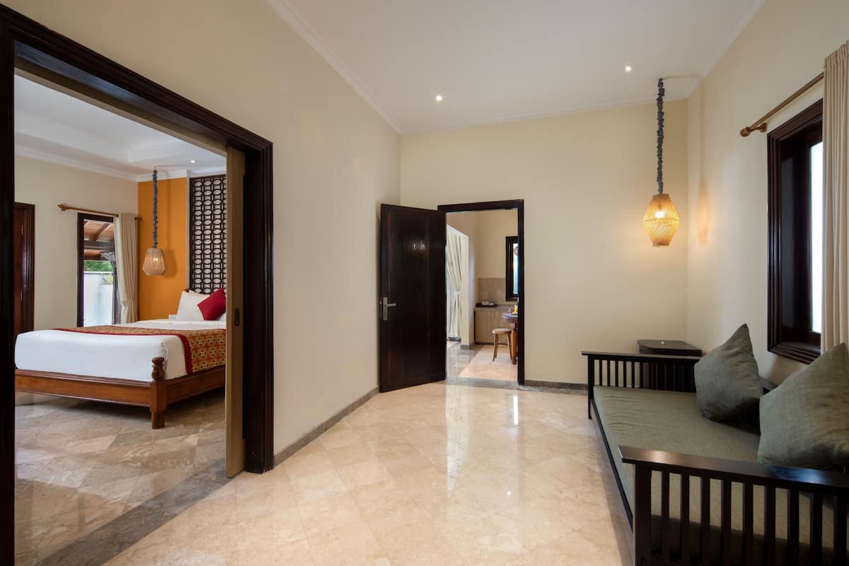 1 bedroom, premium bedding, minibar, in-room safe