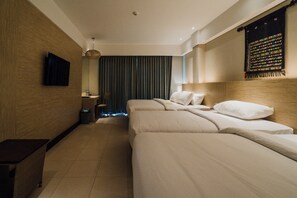 Family Room - Bintang Flores Hotel (Labuan Bajo)