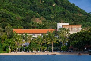 Beach/ocean view - Bintang Flores Hotel (Labuan Bajo)
