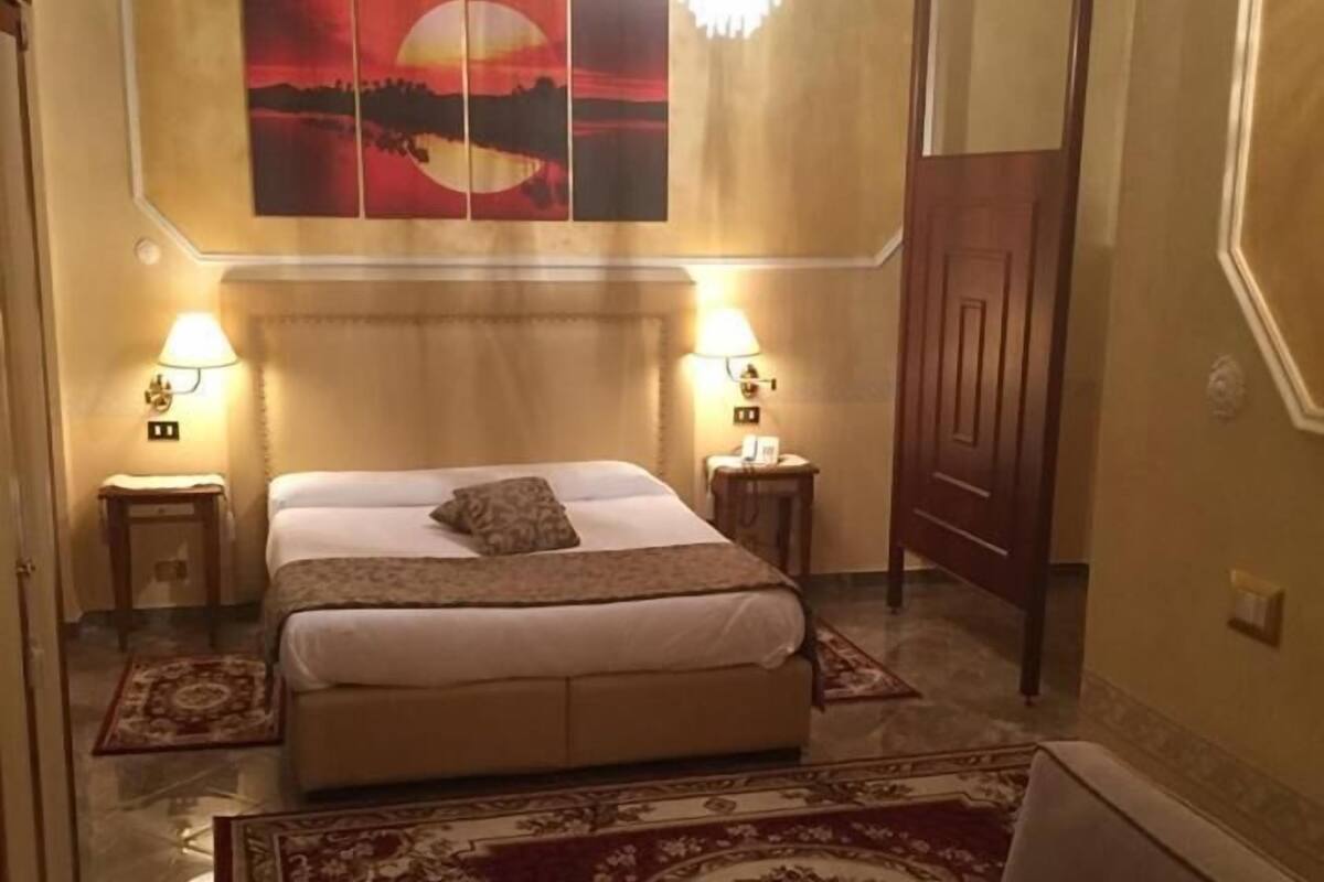 minibar, in-room safe, desk, soundproofing