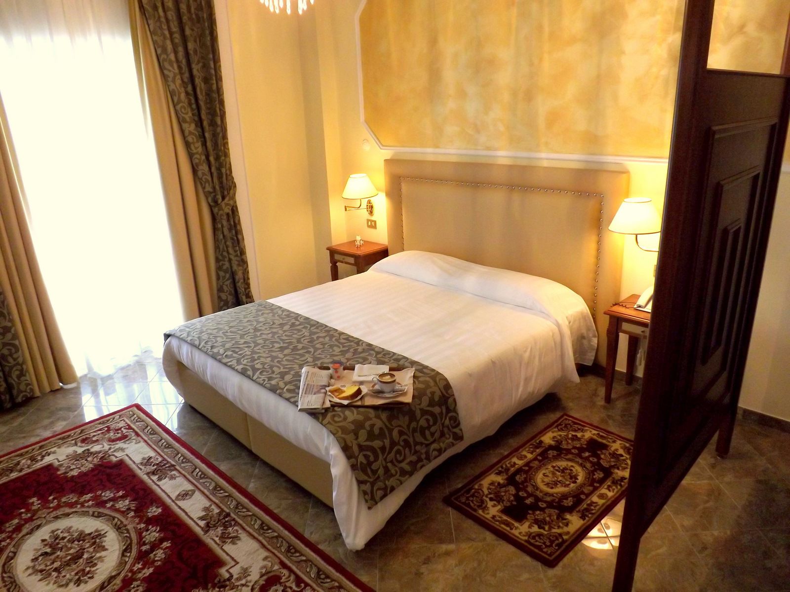 minibar, in-room safe, desk, soundproofing