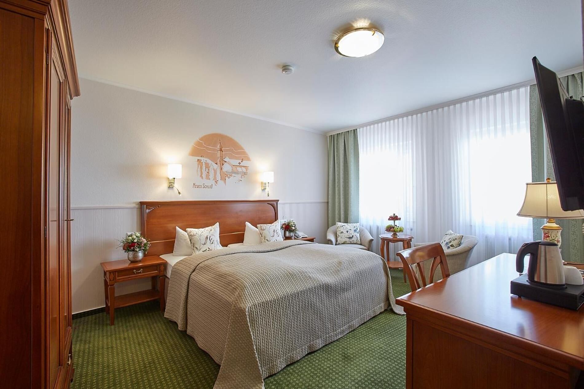 minibar, in-room safe, desk, soundproofing