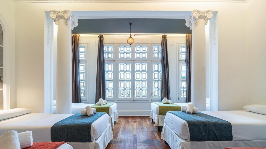 Casa Gracia Barcelona - Hostel