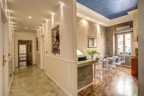 Interior - Relais Conte di Cavour de Luxe (Rome)