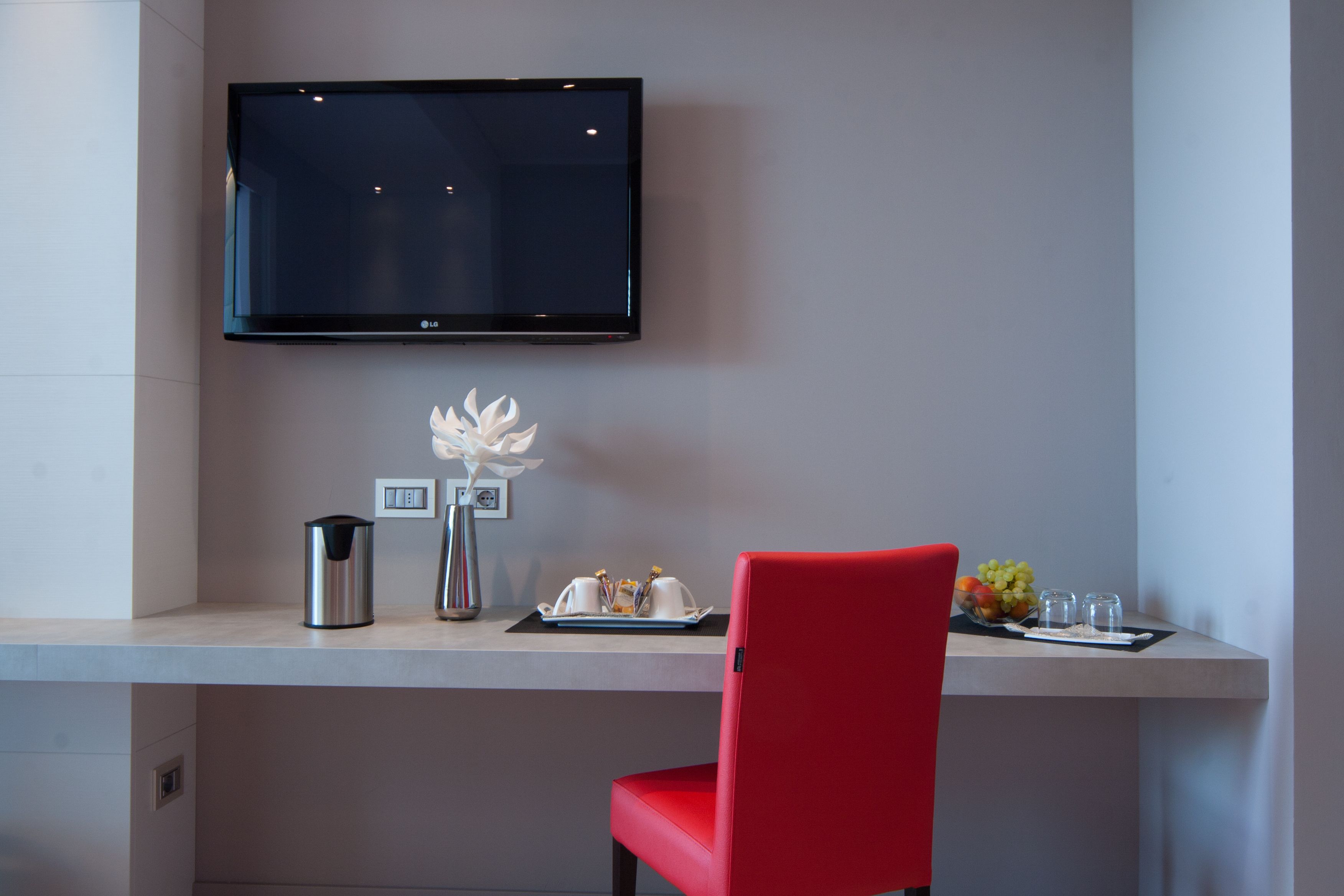 suite | room amenity