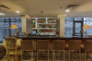 Bar (on property) - Niza Park Hotel (Ankara)