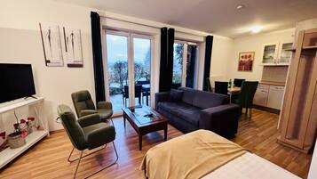 Standard Apartment, 2 Bedrooms | Premium bedding, individually decorated, individually furnished, desk