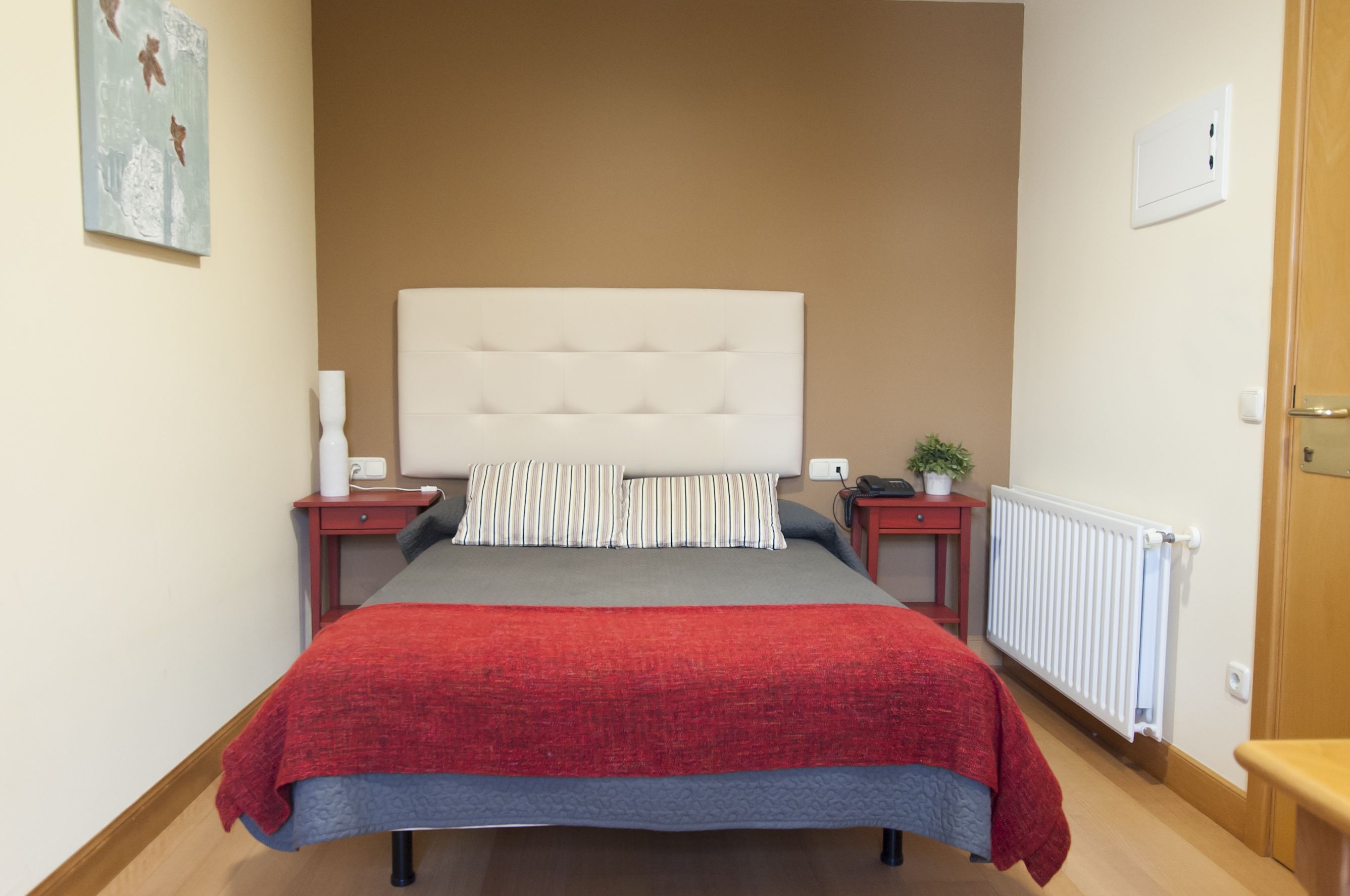 double room | desk, iron/ironing board, rollaway beds, free wifi