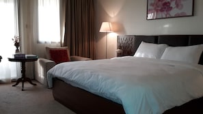 Minibar, in-room safe, desk, blackout curtains