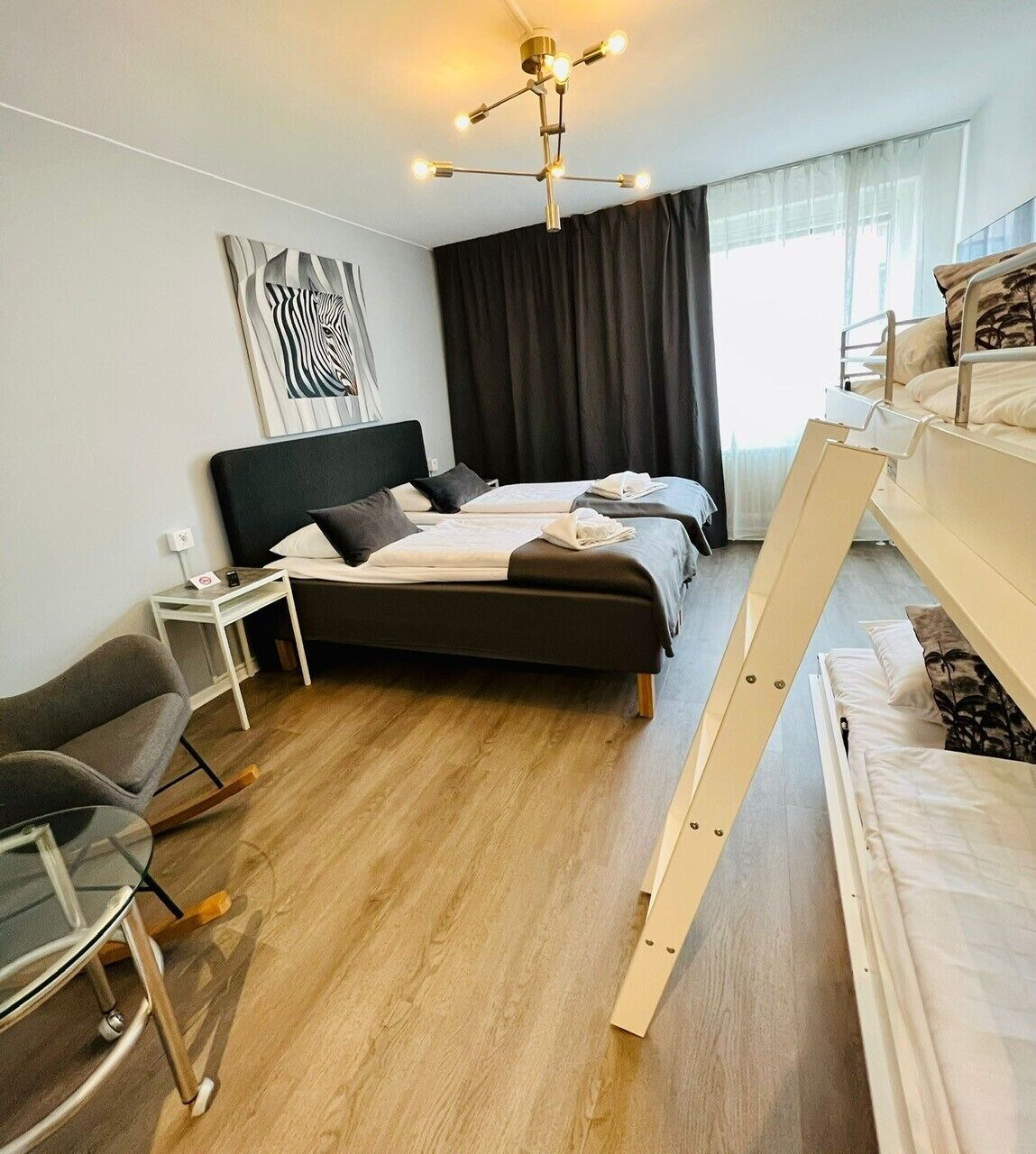 Family Room, 2 Single Beds, Non Smoking