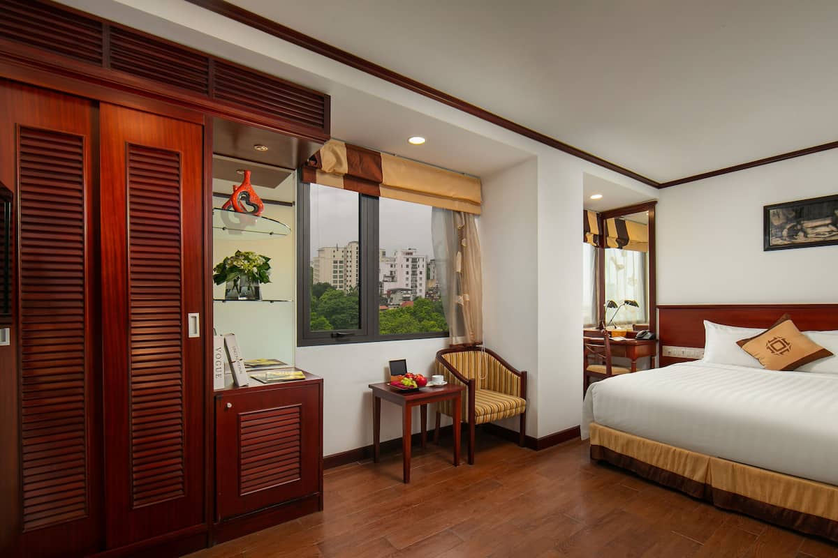 Deluxe Double or Twin Room, City View