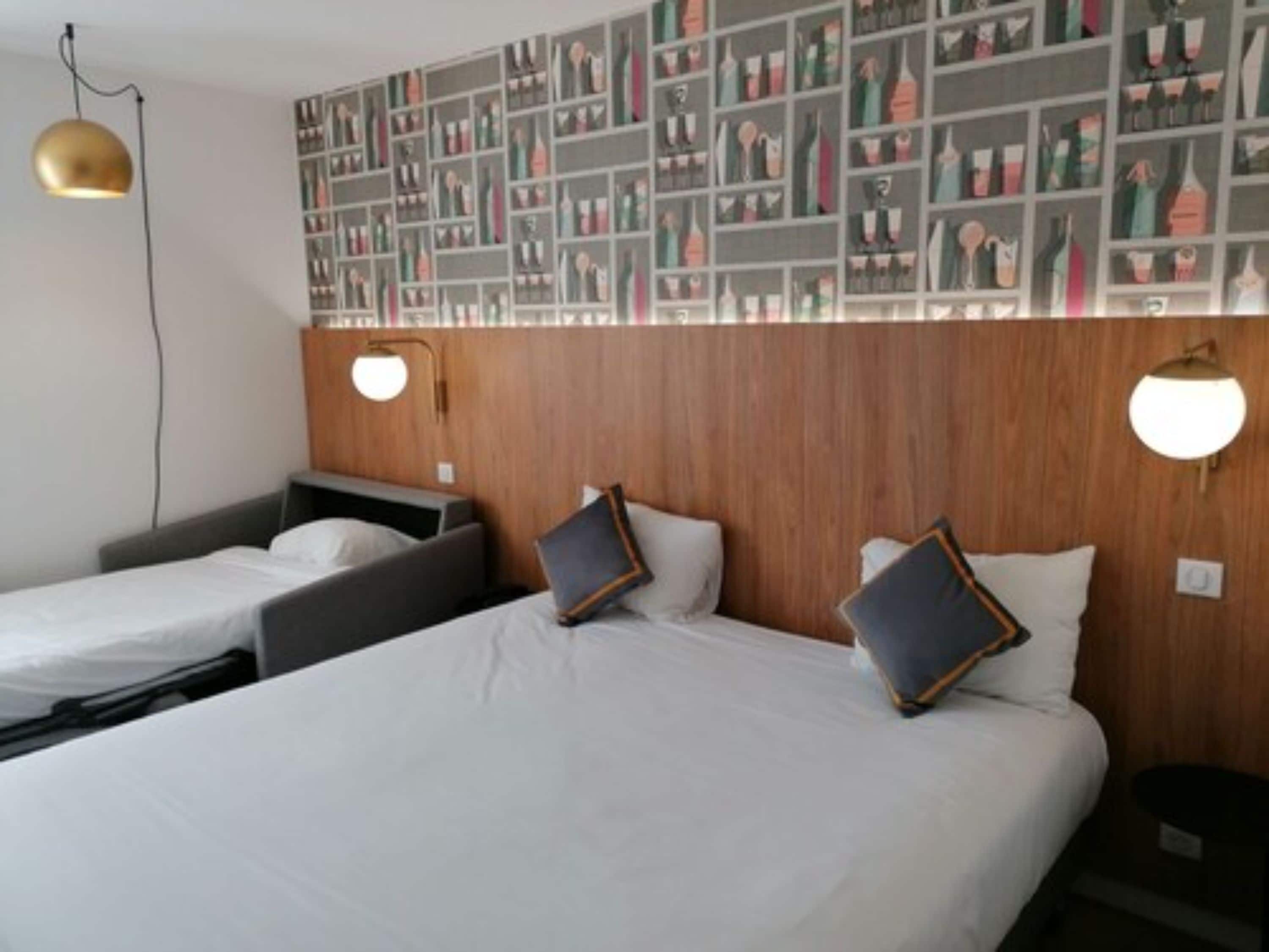 Standard Triple Room, 1 Double Bed with Sofa bed | Premium bedding, pillowtop beds, in-room safe, desk