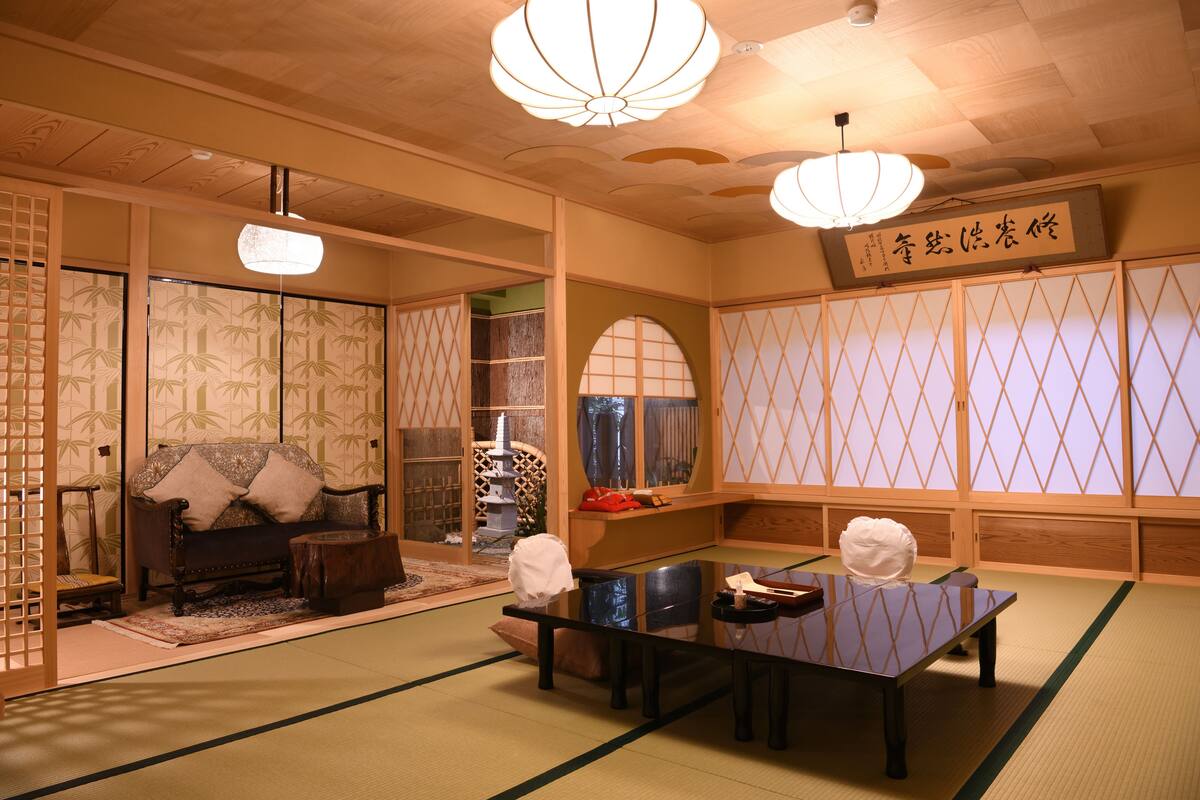 Habitación familiar (12 Tatami Mats + Twin Bed Room) | Edredón, caja de seguridad en la habitación y wifi gratis