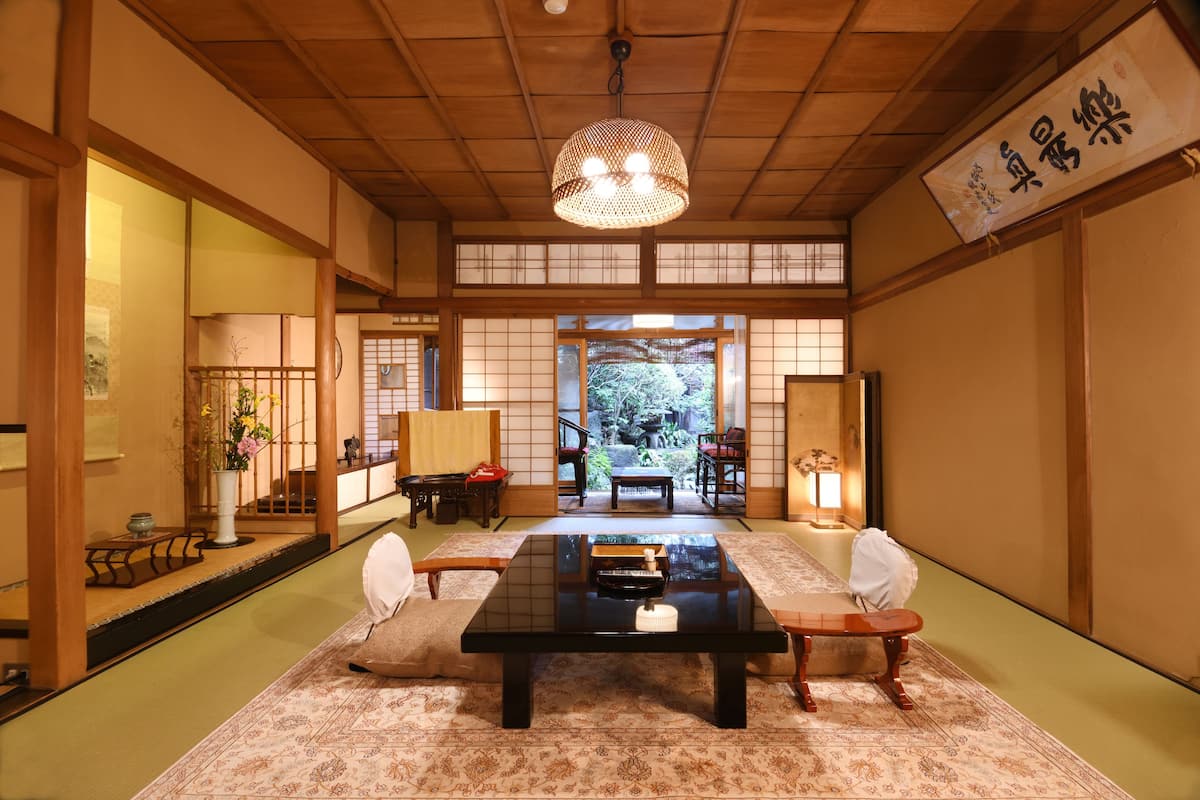 Camera Luxury, letti multipli, bagno privato, vista giardino (10+4 Tatami Mats) | Copriletto in piuma, una cassaforte in camera, con stile personalizzato