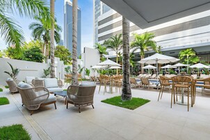 Poolside bar