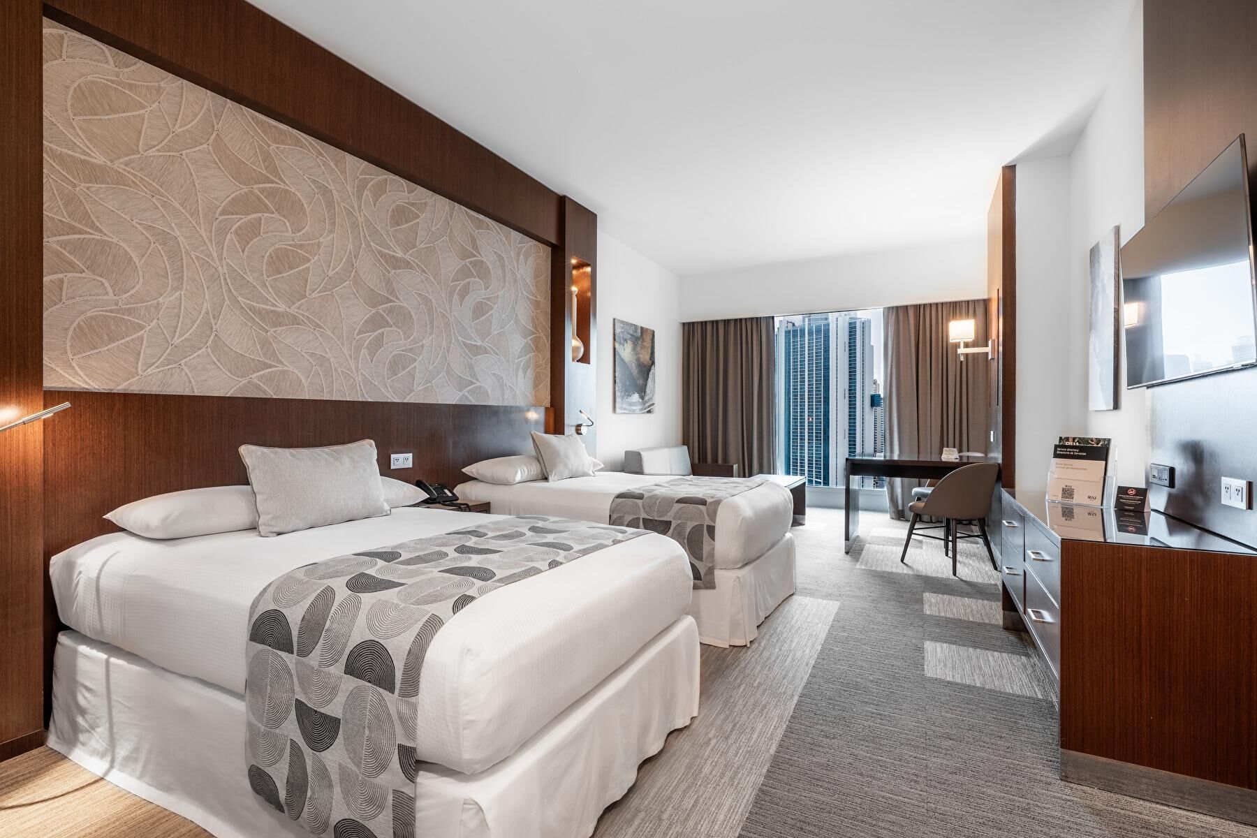 Minibar, in-room safe, desk, laptop workspace