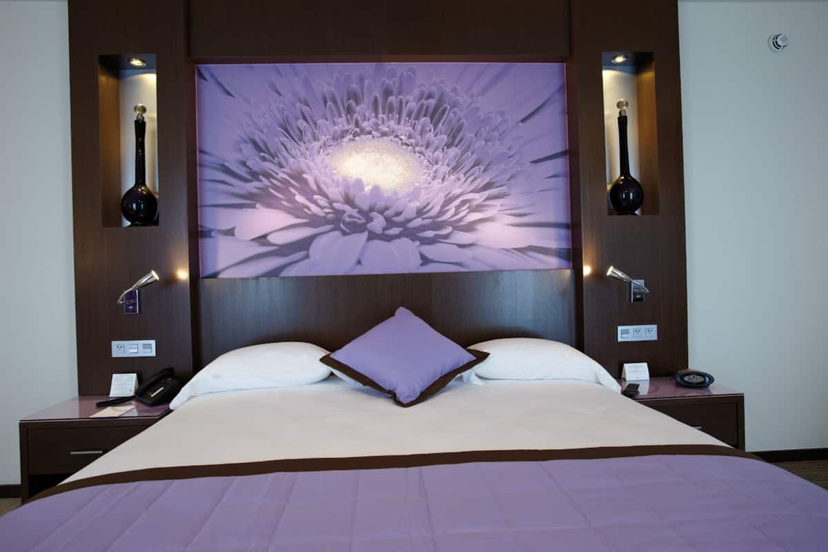 1 Schlafzimmer, Minibar, Zimmersafe, Schreibtisch