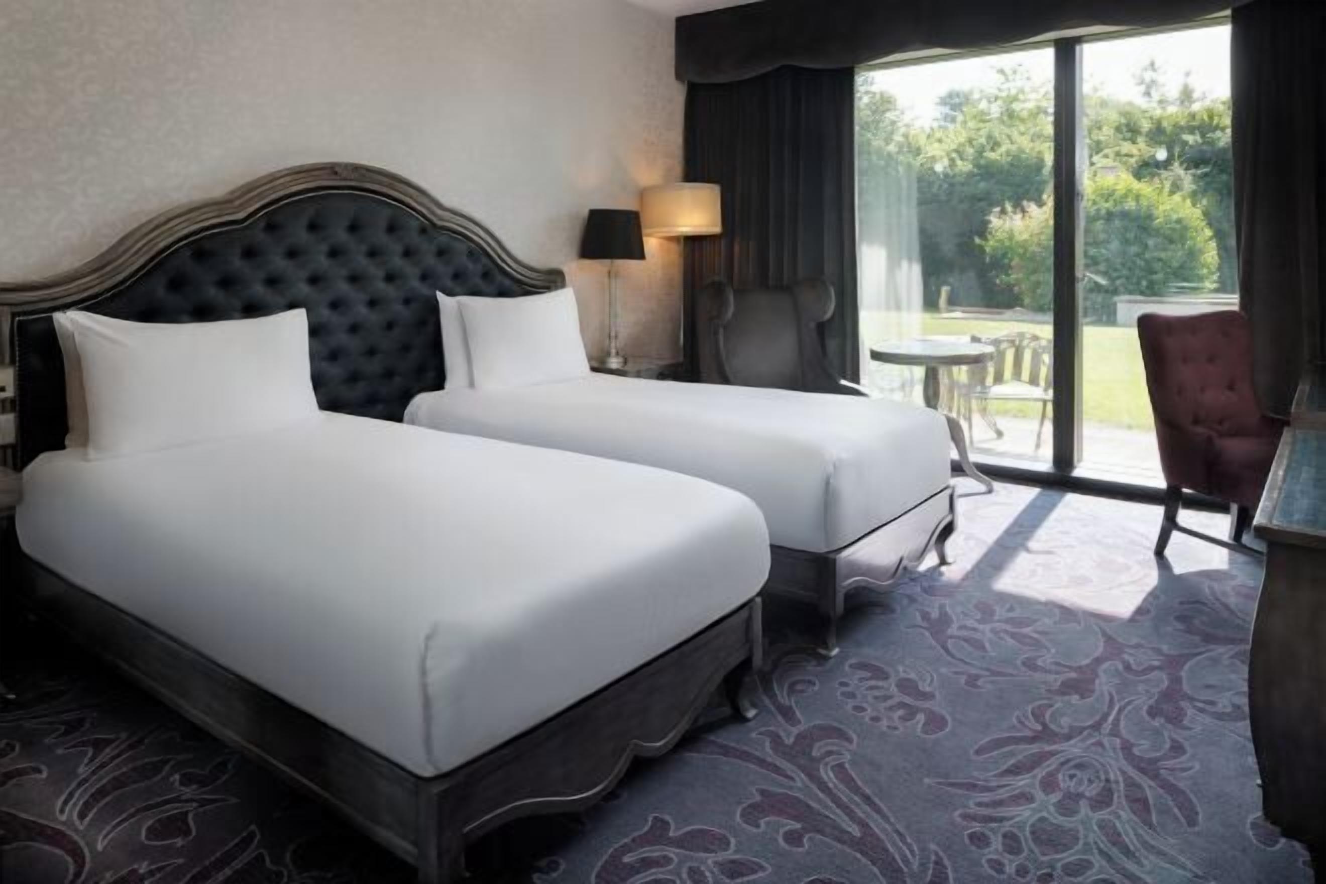 In-room safe, desk, laptop workspace, soundproofing