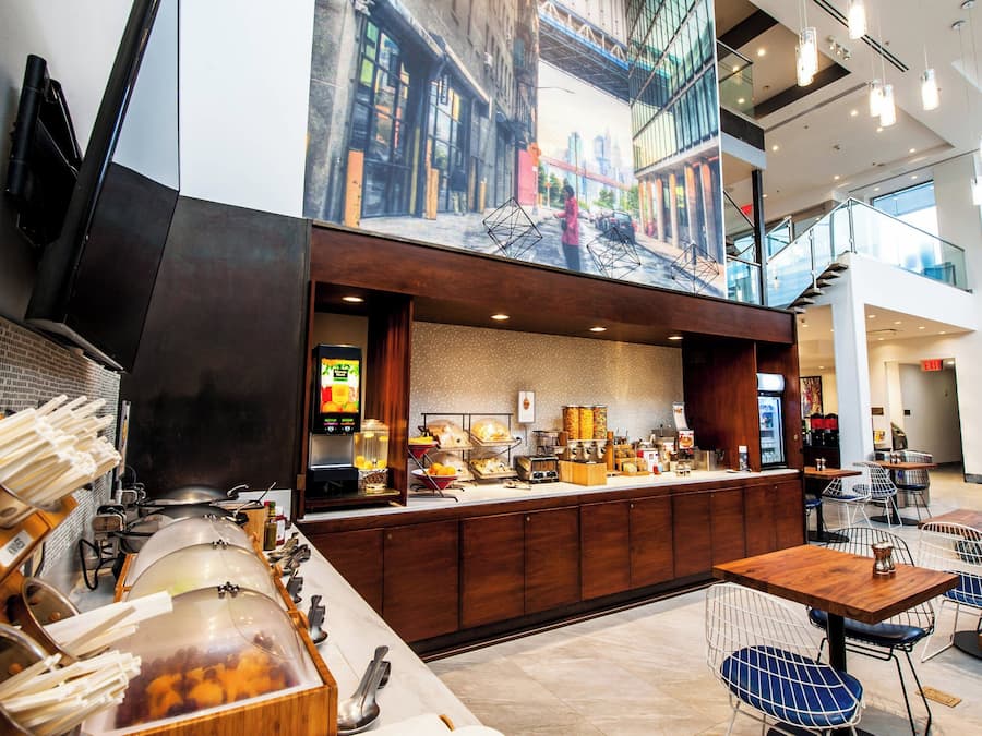 Frokostbuffé er inkludert hver dag