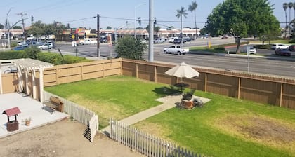 Buckboard Motel