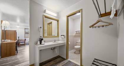 Executive Inn Cass City