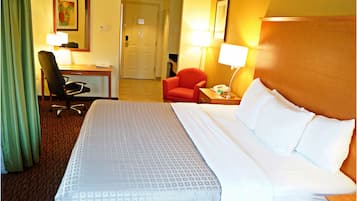 1 King Bed Non Smoking | Desk, laptop workspace, blackout drapes, iron/ironing board