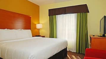 1 King Bed Non Smoking | Desk, laptop workspace, blackout drapes, iron/ironing board