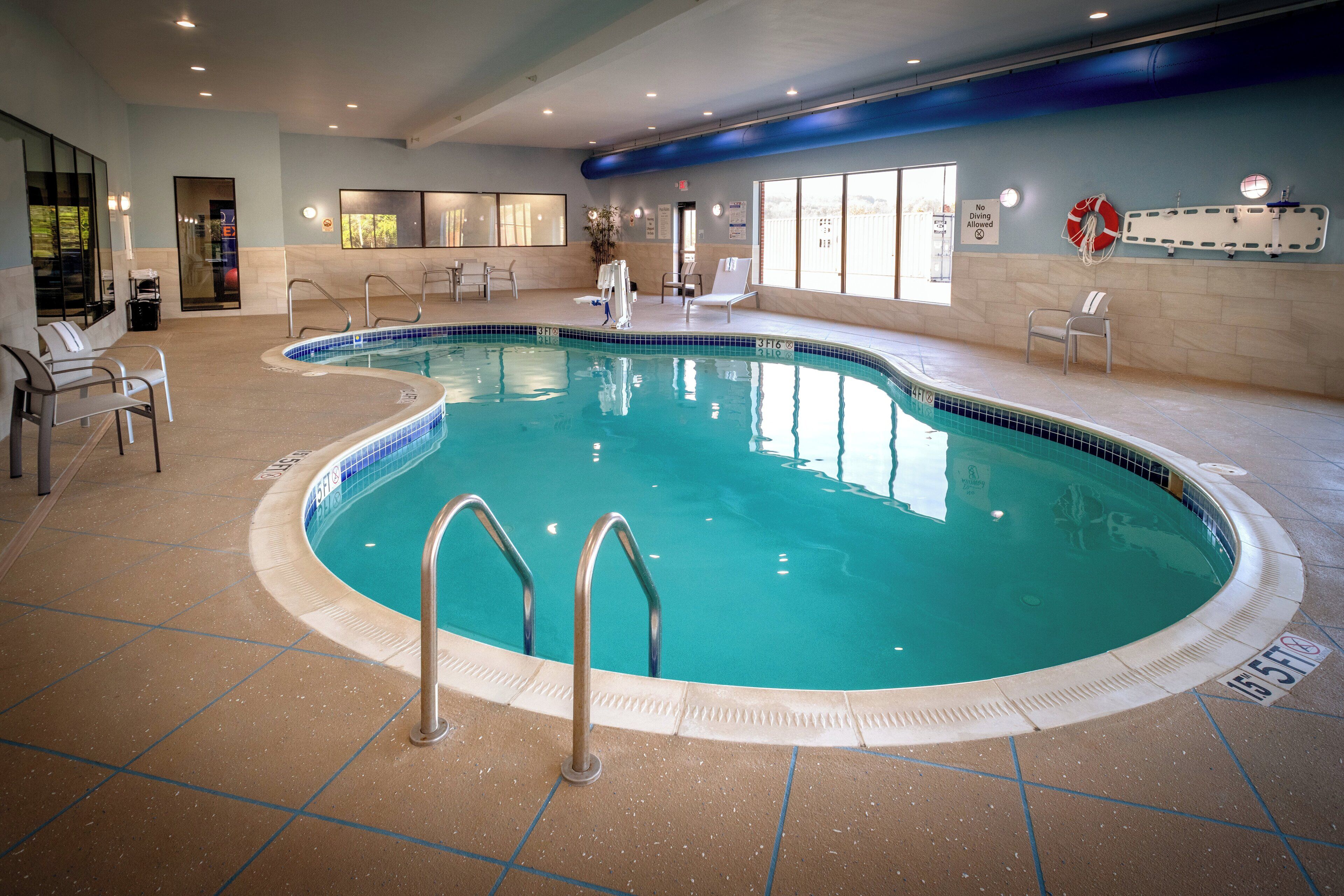indoor pool, open 7 am to 11 pm, pool loungers
