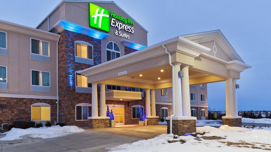 Holiday Inn Express & Suites Omaha I-80 by IHG