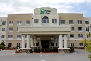 Exterior - Holiday Inn Express Havelock NW- New Bern by IHG (Havelock)