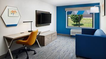 Suite, 2 Queen Beds, Accessible (Comm & Mobil, Accessible Tub) | Room amenity