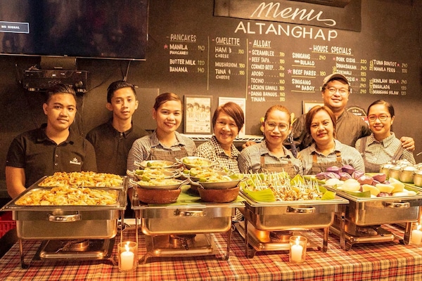 Daily local cuisine breakfast (PHP 280 per person)