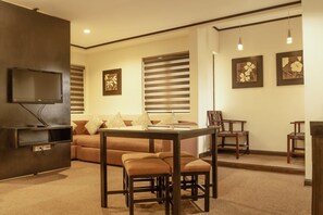 Chambre exécutive | Repas dans la chambre