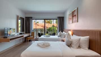 Deluxe-Zimmer, 2Â Schlafzimmer, Poolblick