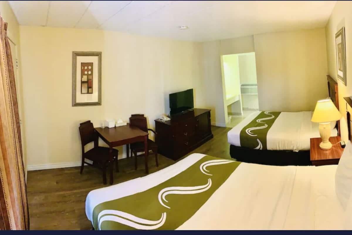 Double Room, 2 Double Beds, Microwave, Ground Floor | Pillowtop beds, desk, soundproofing, free WiFi