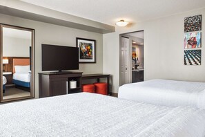 Literie de qualité supérieure, coffres-forts dans les chambres, bureau