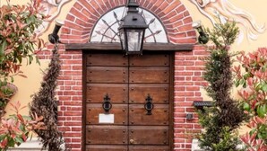 Unclassified image, 2 of 41, button - Corte dei Folletti (Lucca)