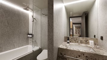 Tradiup Suite with breakfast | Badezimmer