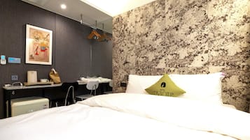 Deluxe Double Bath with breakfast | Premium bedding, minibar, blackout curtains, soundproofing