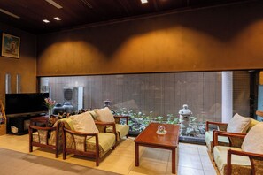 Reception - Ryokan Kuramoto (Osaka)